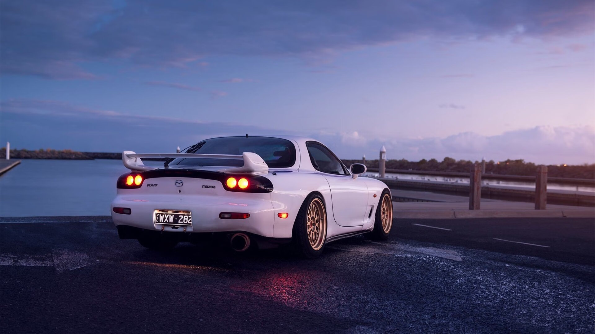 英超裁判语义模型增强多语言环境判罚准确率，英超裁判口哨