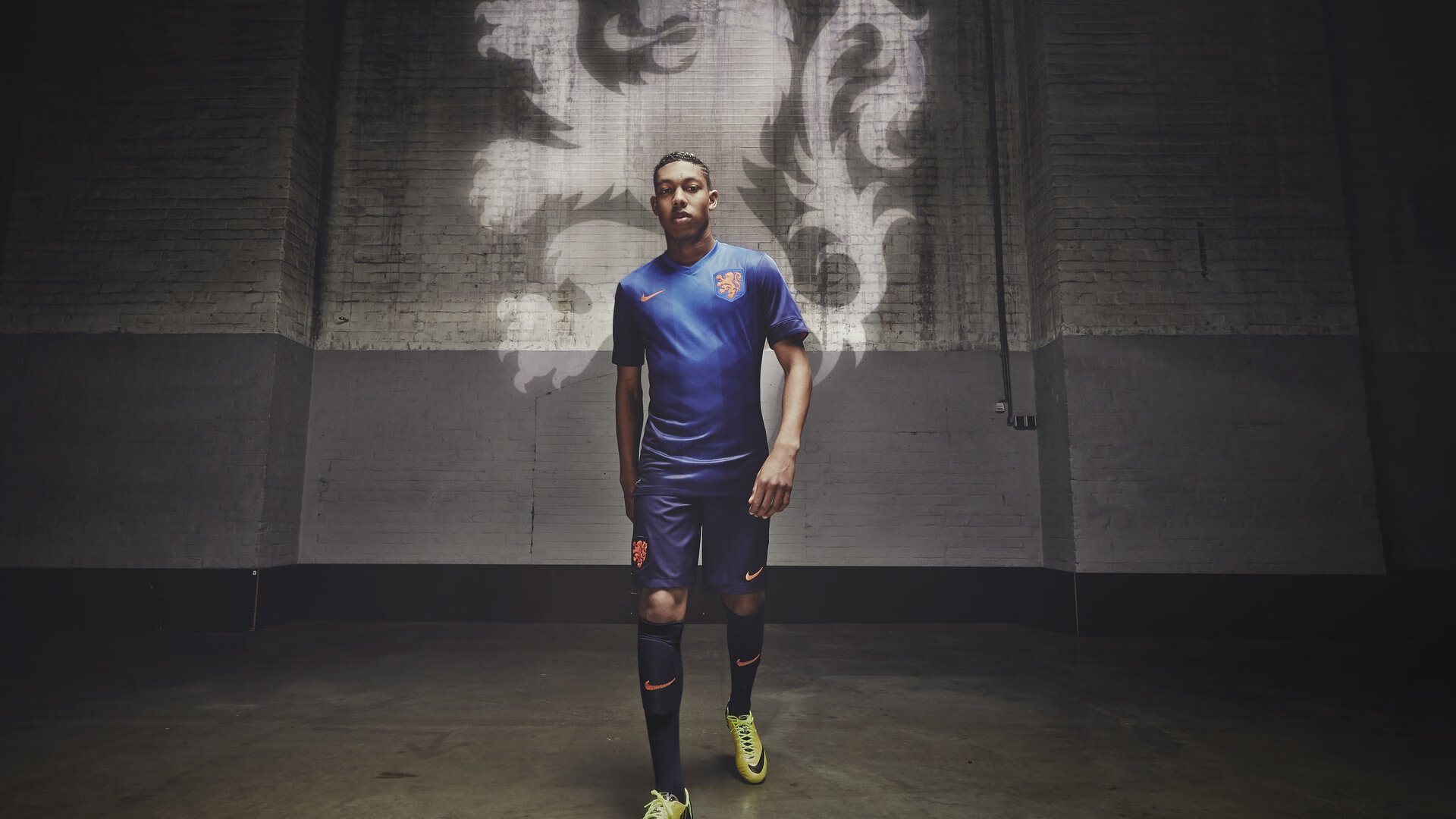 球队面对降级对抗策略中如何保持战术张弛有度，降级的球队